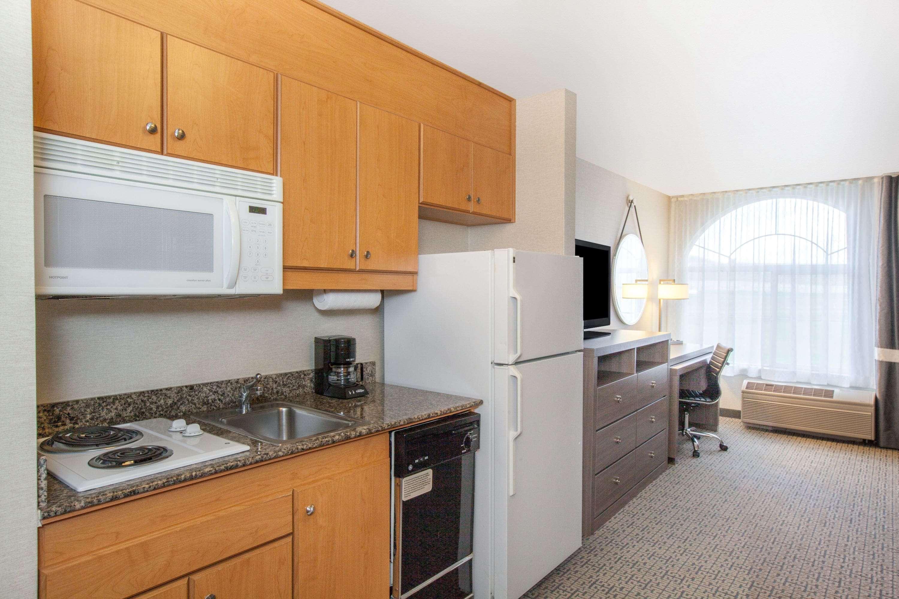 Hawthorn Suites By Wyndham Livermore Bagian luar foto