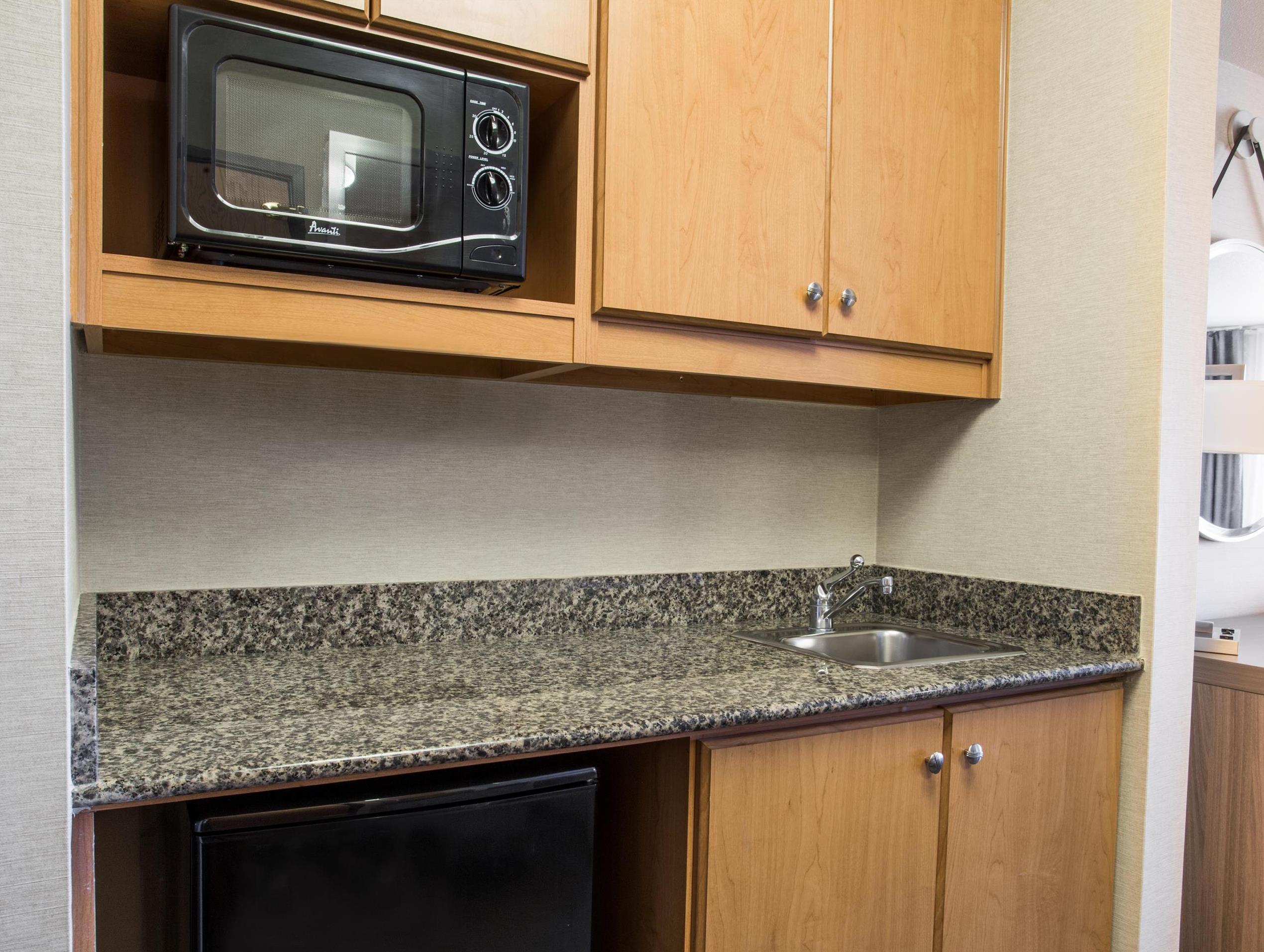 Hawthorn Suites By Wyndham Livermore Bagian luar foto
