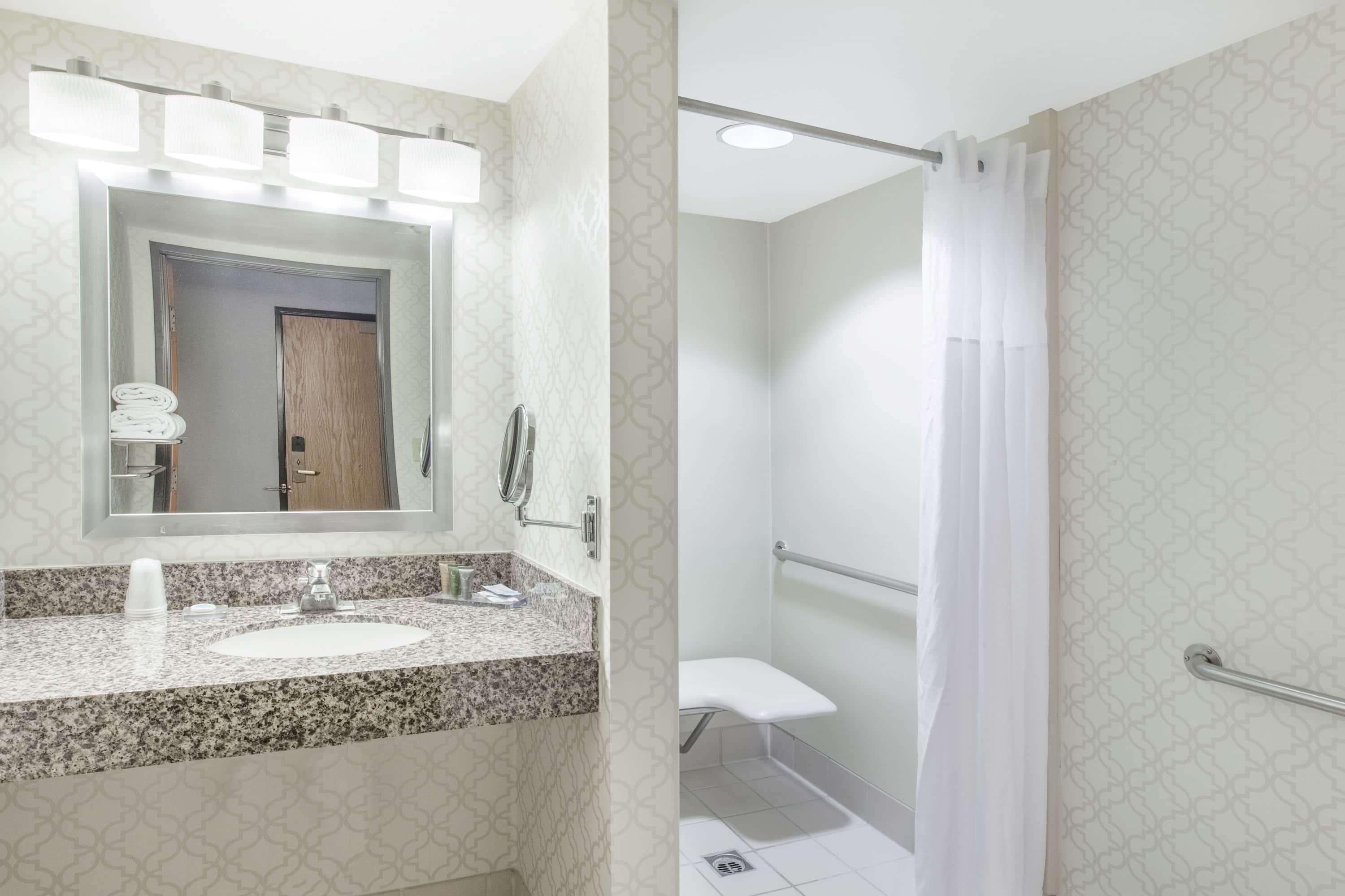 Hawthorn Suites By Wyndham Livermore Bagian luar foto
