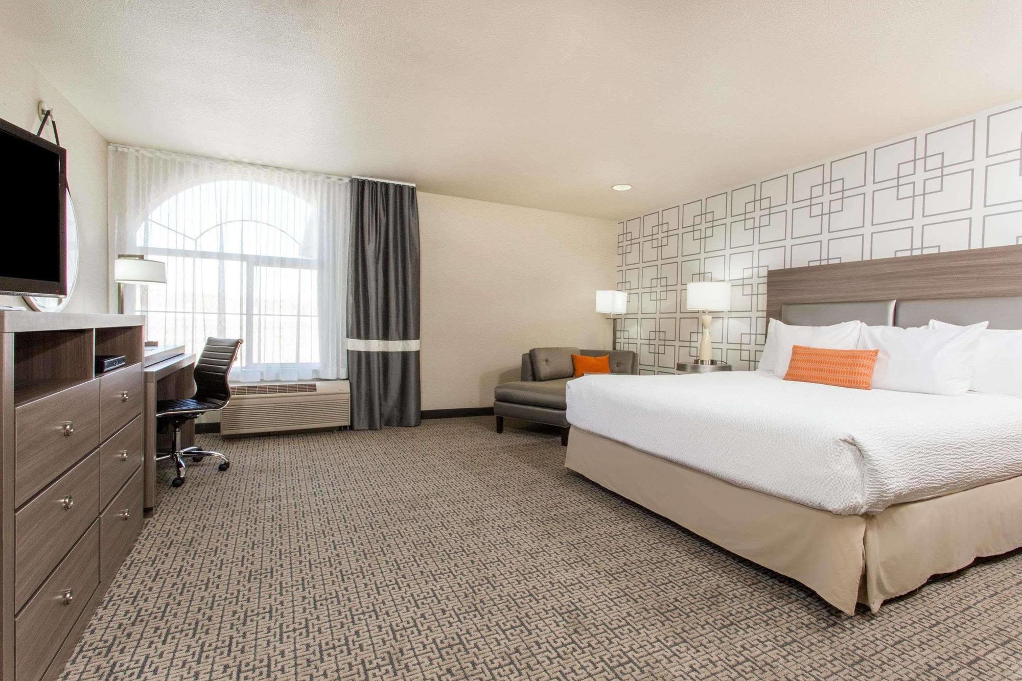 Hawthorn Suites By Wyndham Livermore Bagian luar foto