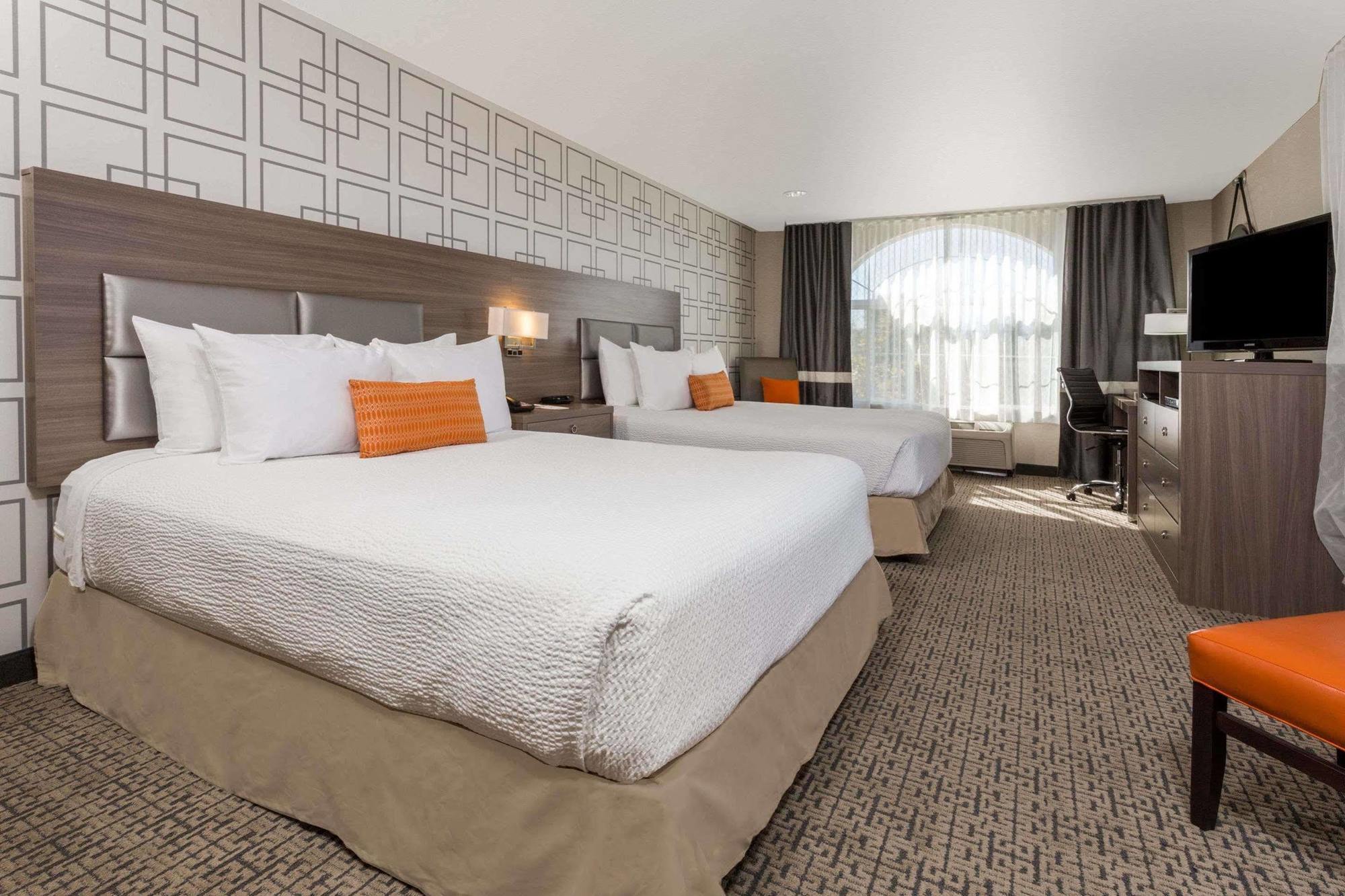 Hawthorn Suites By Wyndham Livermore Bagian luar foto