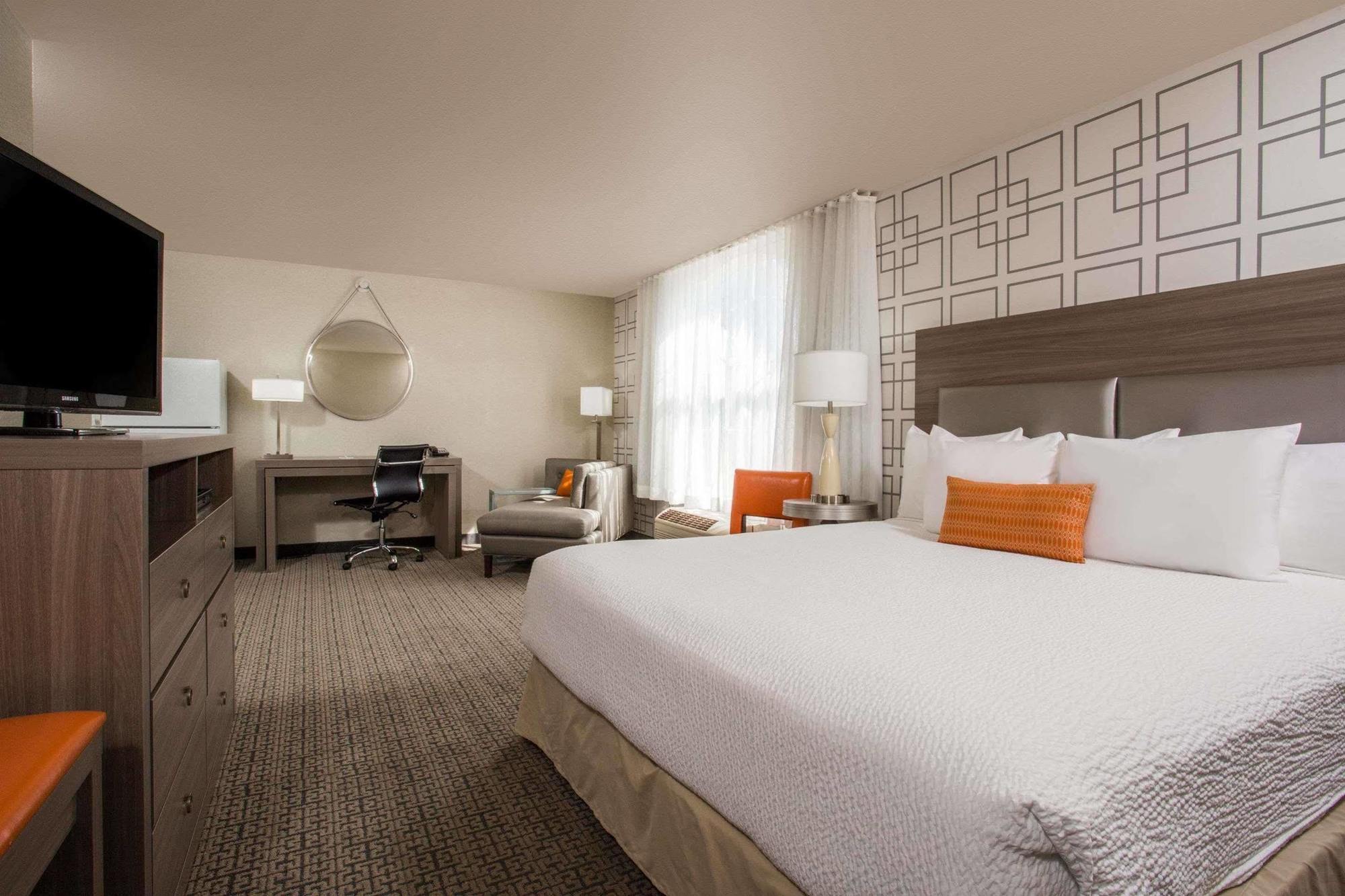 Hawthorn Suites By Wyndham Livermore Bagian luar foto